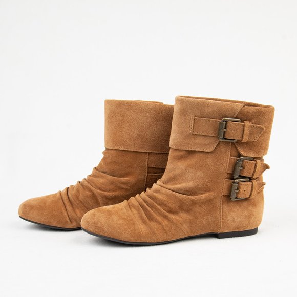 NWOT Gianni Bini Suede Tan Ankle Booties Size 6M - Picture 5 of 8